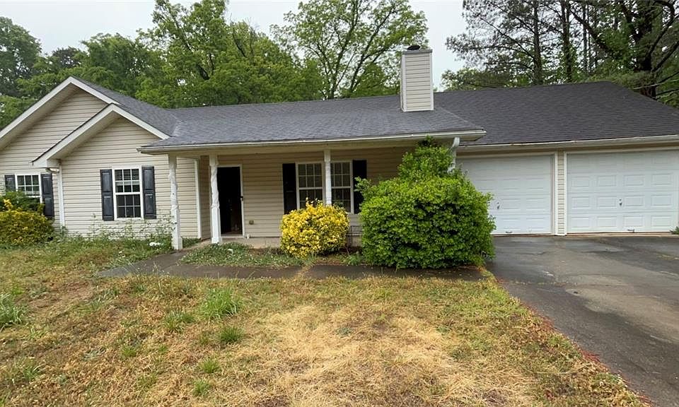 1st image of 305 Veal Rd