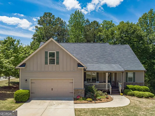 801 Rouse Cir, Hoschton, GA 30548