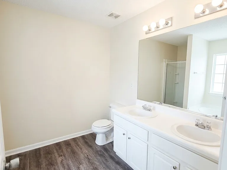 1411 Bay Overlook Dr — Photo 7