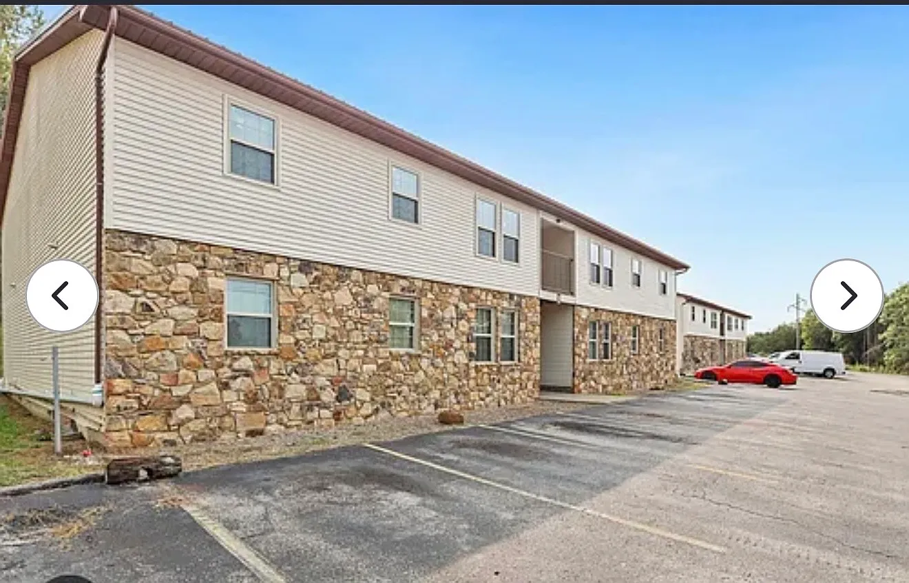 2 bed, 800 sqft, $795 — Photo 2