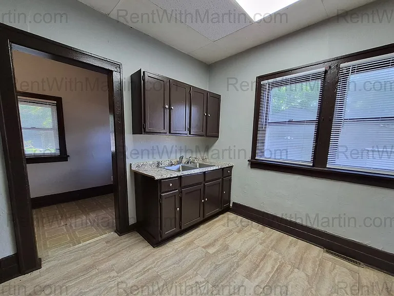 1128 Mulberry St — Photo 10