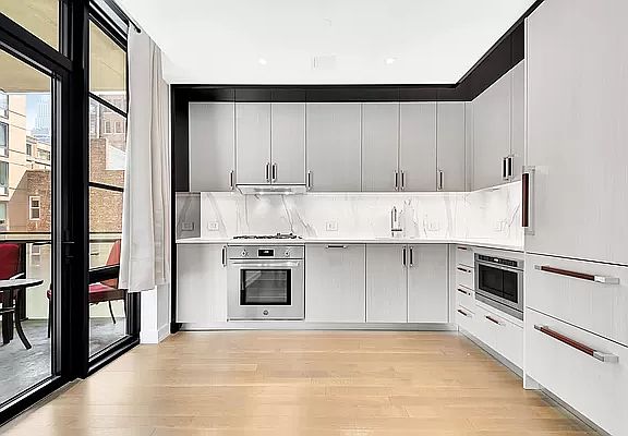 4th image of 261 W 25th St #5E