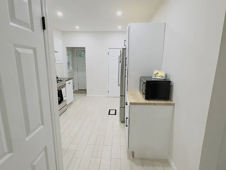 392 Lookout Ave — Photo 5