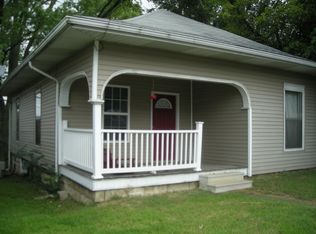 1215 9th St, Bedford, IN 47421
