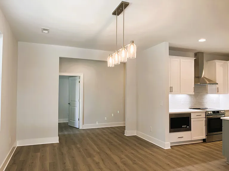 1516 Jones Ave — Photo 9