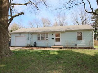 1908 E A St, Belleville, IL 62221