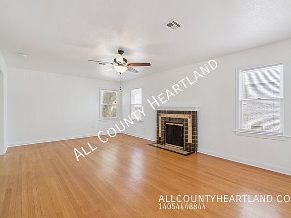 2nd image of 2609 NW 25th St