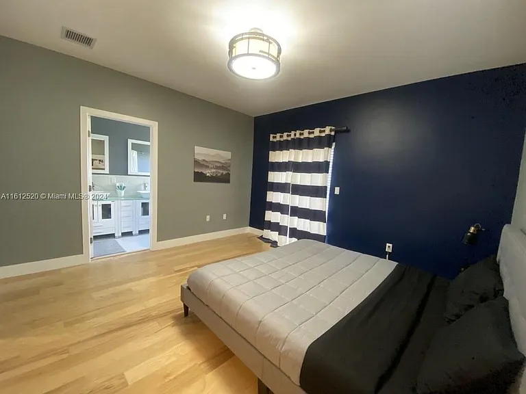 3445 SW 14th St #3445 — Photo 24