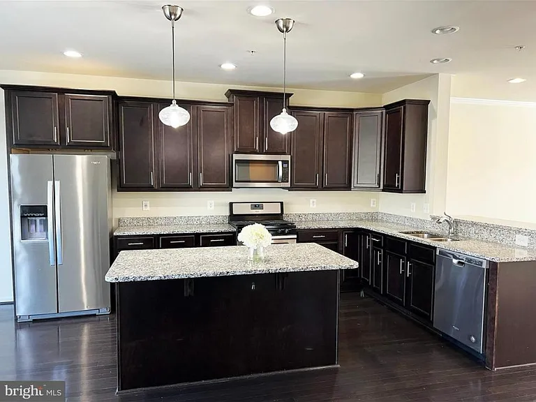 12900 Sweet Christina Ct — Photo 8
