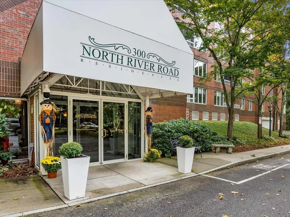 300 River Road #104, Manchester, NH 03104