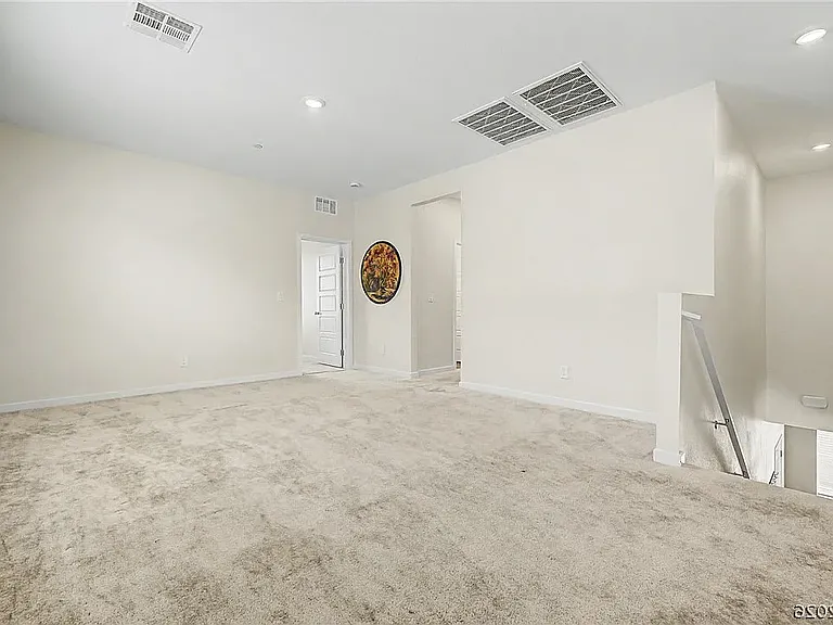 481 Daphne Ter — Photo 28
