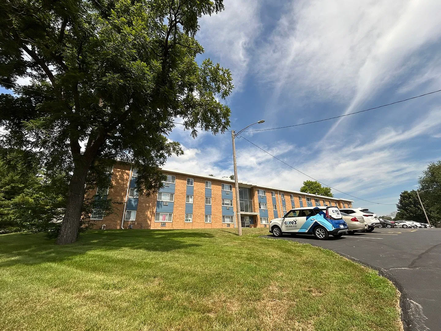 Peoria Flats - New Mgmt - New Name - Fresh Upgrades — Photo 2