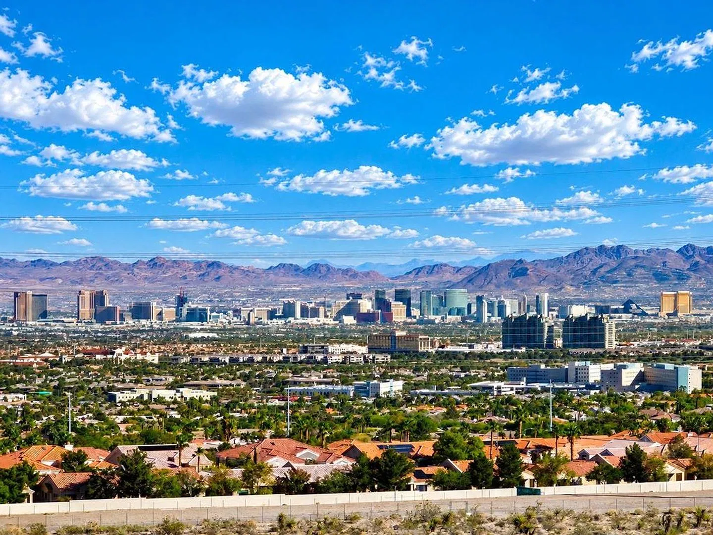 Brand New Taylor Morrison Home | Lark Hill At Summerlin | 4 Bd / 3 Ba | 2,170 Sf | Strip Views — Photo 3