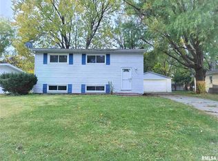 331 Willow Glen Way, Chatham, IL 62629