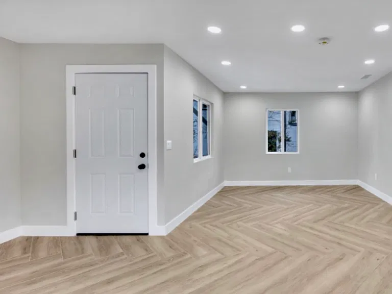 1223 N Avenue 45 — Photo 5