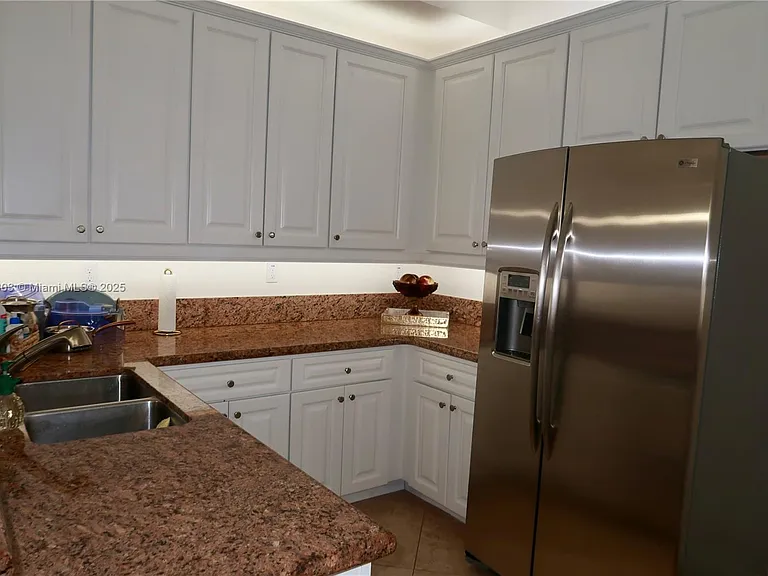 9778 Bowline Dr #102 — Photo 10