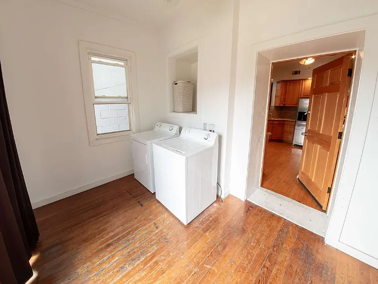 1219 N California Ave #2 — Photo 4