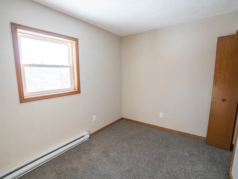 9640 Stony Hollow Dr — Photo 20