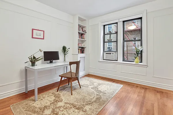 Sold by Nest Seekers International | media 11