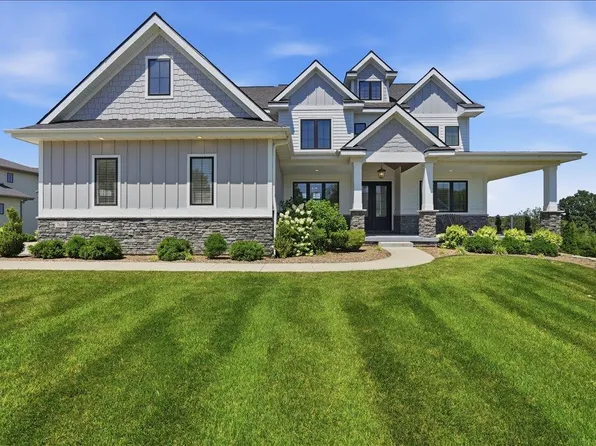 7616 Tumbledown Trl, Verona, WI 53593