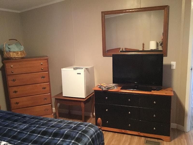 2nd image of 8610 Bragg Dr