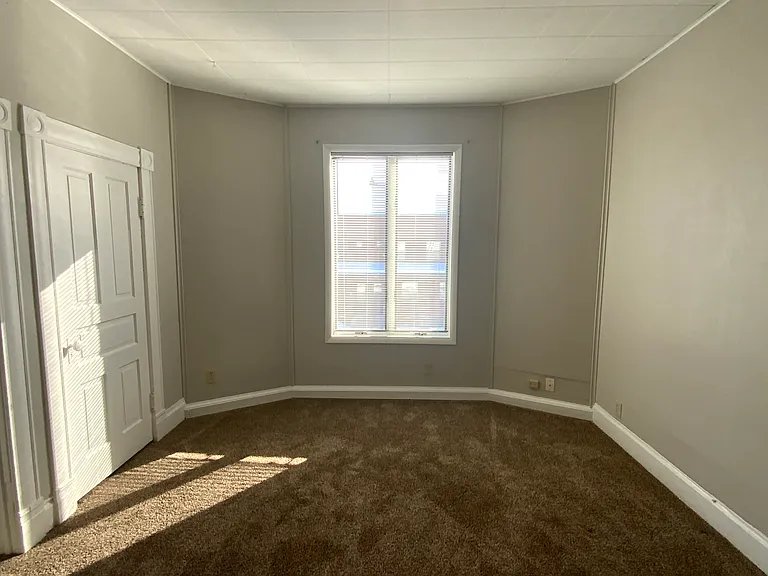 1725 John Ave — Photo 23