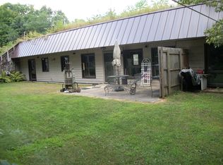 24533 66th Ave, Mattawan, MI 49071