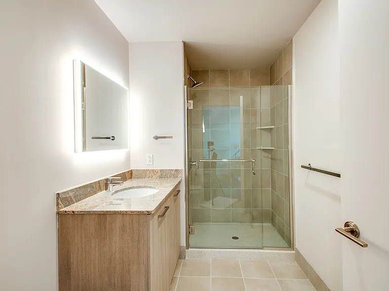 515 Church St #4011 — Photo 14