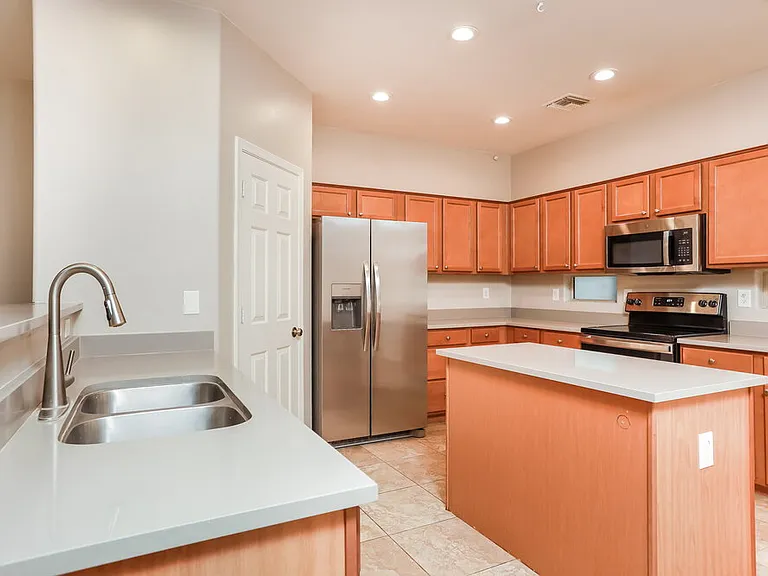 6851 W Leeward Cove Way — Photo 7