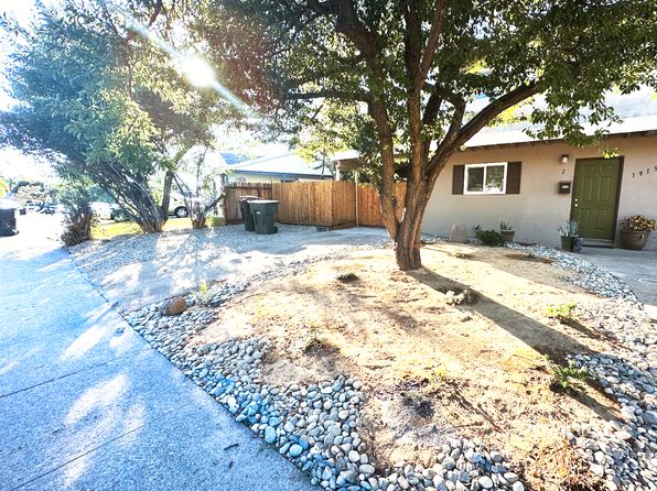 1915 Wildwood Way APT 2