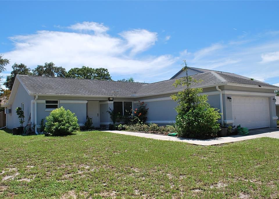 1st image of 2632 Lakeside Cir