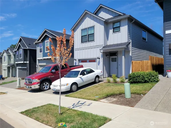 6936 N Montgomery Way, Ridgefield, WA 98642