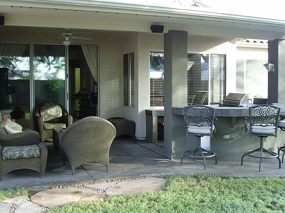 4th image of 3320 E Renee Dr