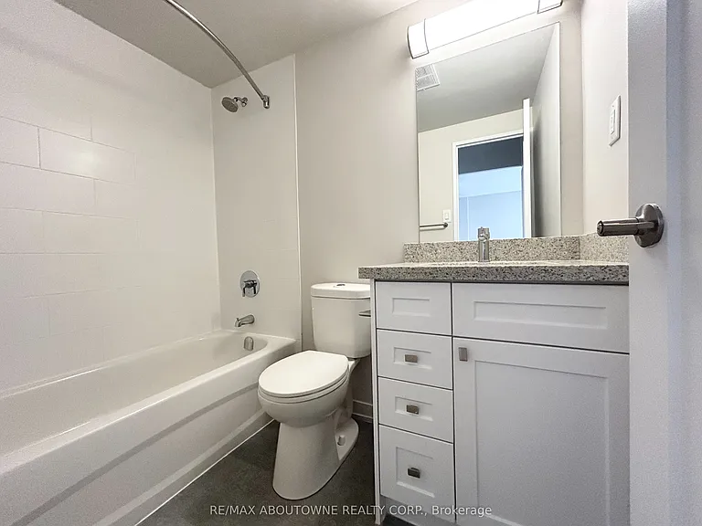 101 Millside Dr #1008 — Photo 11
