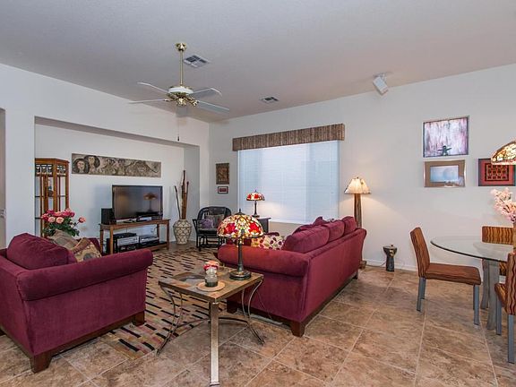 5th image of 948 W Leatherleaf Dr