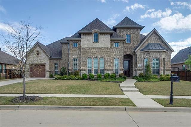 1st image of 405 Saint Tropez Dr