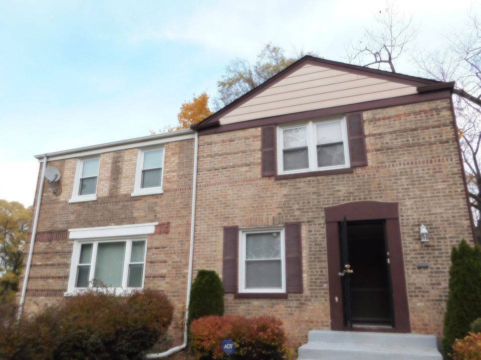 1st image of 9605 S Hoxie Ave