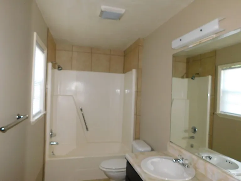 3846 Manor Ct — Photo 17