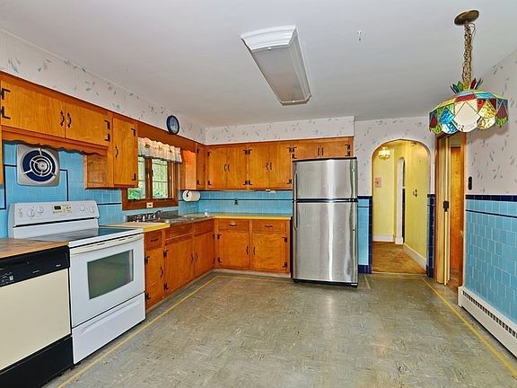 5th image of 36 Baldwin St