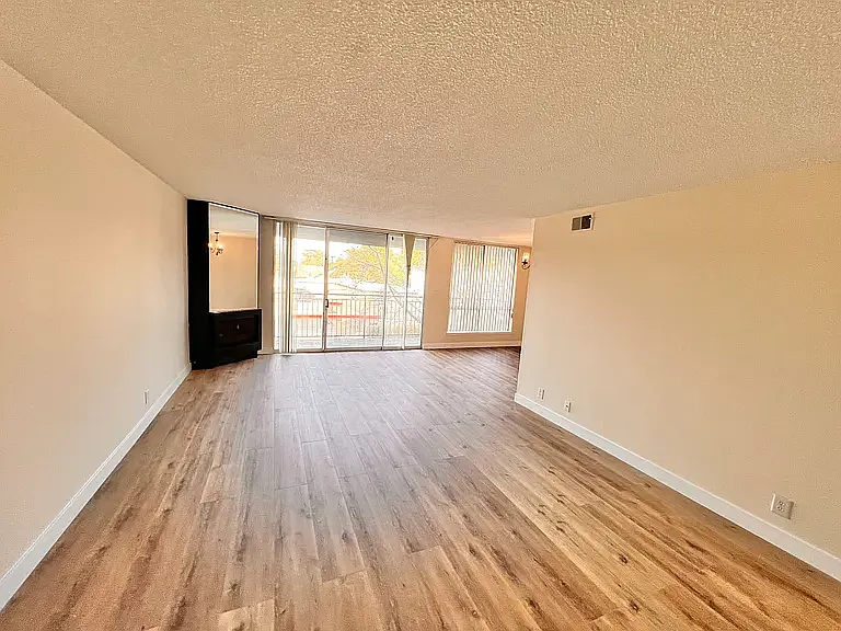 2165 Carlmont Dr #302 — Photo 3