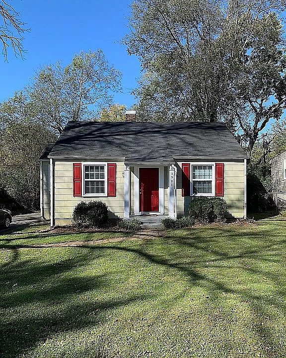 1st image of 3921 Greenleaf Ave