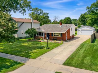 666 N Ridge Ave, Lombard, IL 60148