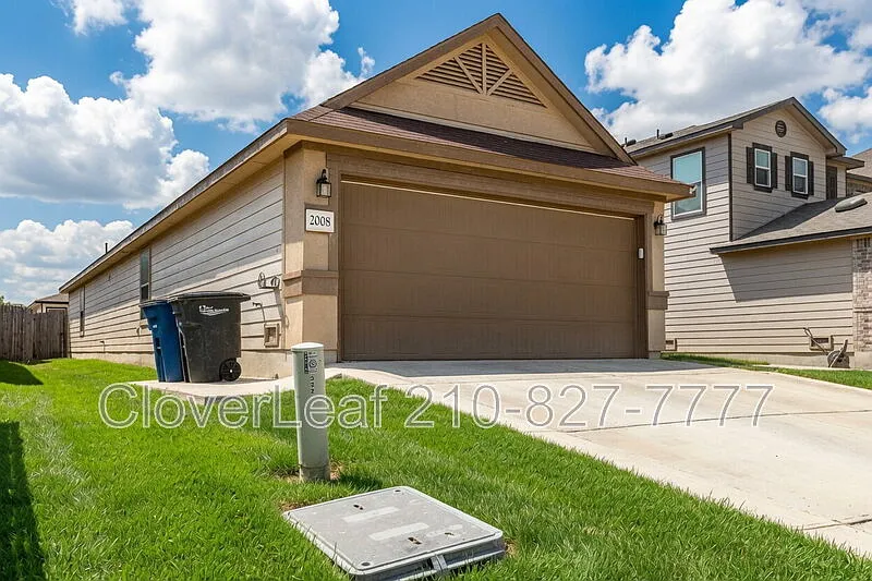 3 bed, 2.0 bath, 1595 sqft, $1,897 — Photo 4