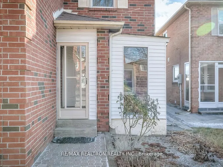 35 Miley Dr — Photo 4