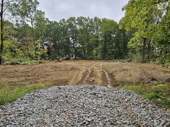 6 Charles Way, Chelmsford, MA 01824