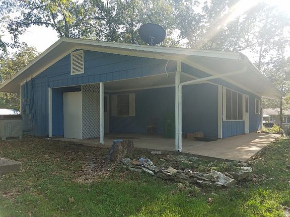 3rd image of 35 Dogwood Cir