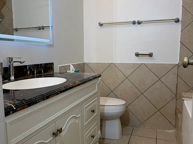 471 W Duarte Rd #114 — Photo 11