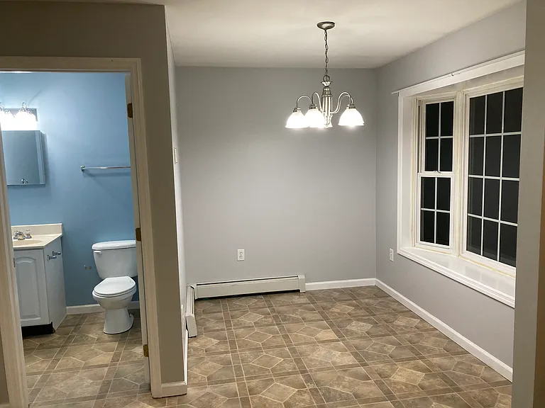 37 Glen Ave #0 — Photo 4