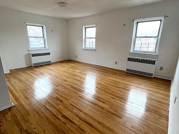 3rd image of 6316 110th St APT A2