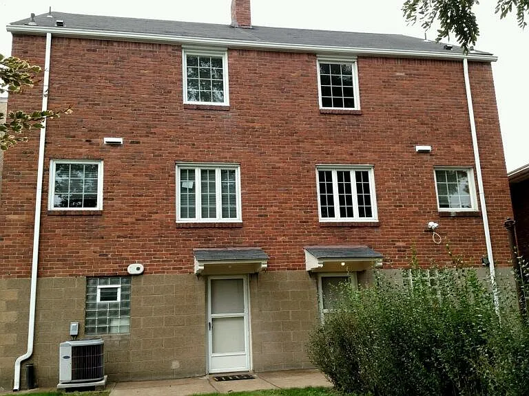 Back of duplex. Left side is 5602.